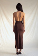 Cargar imagen en el visor de la galería, So Chic Dress (Brown)
