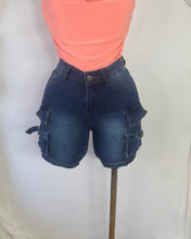 Load image into Gallery viewer, Cargo Luver Shorts
