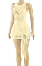 Load image into Gallery viewer, Daisy Front Tie Dress
