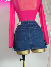 Cargar imagen en el visor de la galería, RBD Denim Skirt
