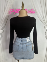 Cargar imagen en el visor de la galería, Essential Long Sleeve Top
