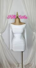 Cargar imagen en el visor de la galería, Angel Bell Sleeve Dress
